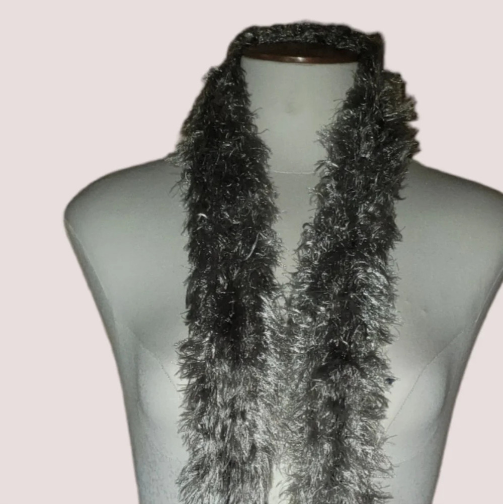 FAUX fur scarf